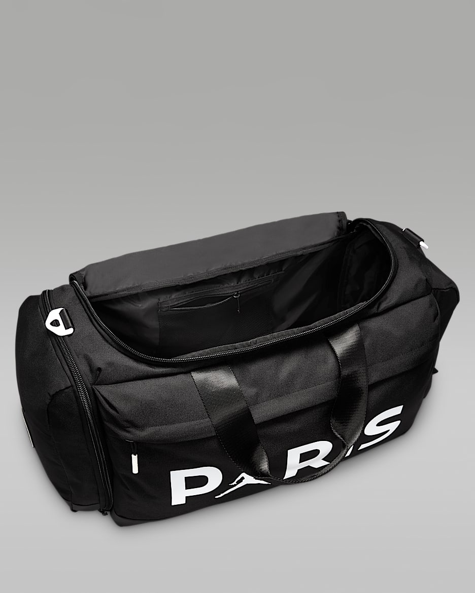 NIKE公式】ジョーダン パリ サンジェルマン (PSG) ダッフルバッグ (62.5L).オンラインストア (通販サイト)